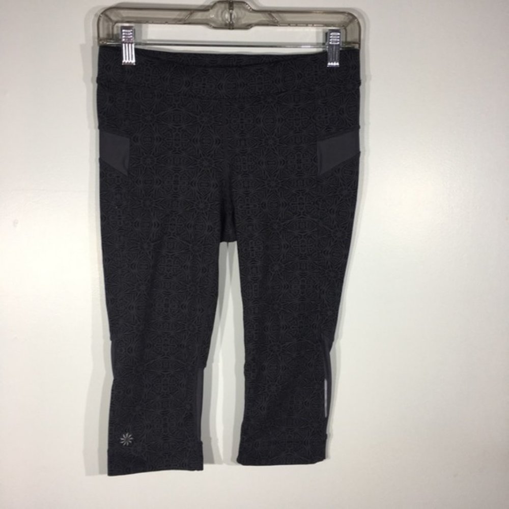 Athleta Gray Black Print Capri (Cropped) Size Small #237